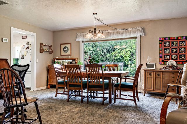 28 Galls Creek Road, Gold Hill, OR 97525