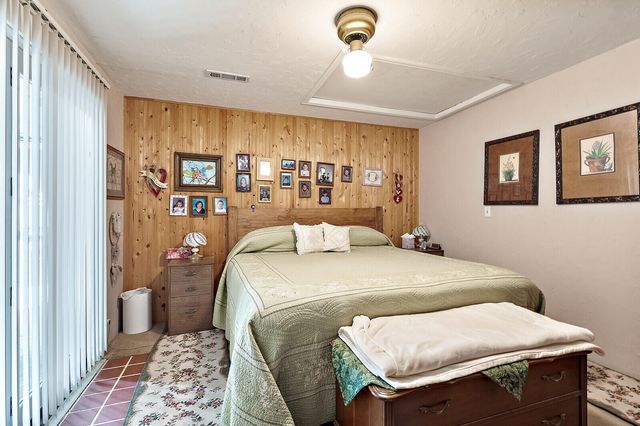 28 Galls Creek Road, Gold Hill, OR 97525