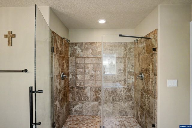 2783 Dutch Oven Av NW, Salem, OR 97304