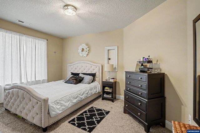 2783 Dutch Oven Av NW, Salem, OR 97304