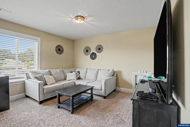 2783 Dutch Oven Av NW, Salem, OR 97304