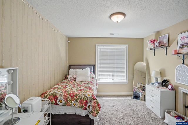 2783 Dutch Oven Av NW, Salem, OR 97304