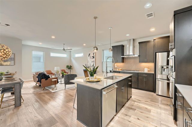 2301 Bluebonnet LN 4, Austin, TX 78704