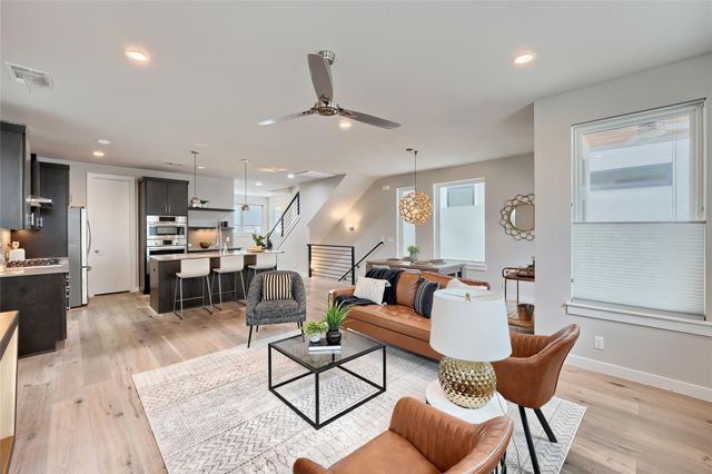2301 Bluebonnet LN 4, Austin, TX 78704