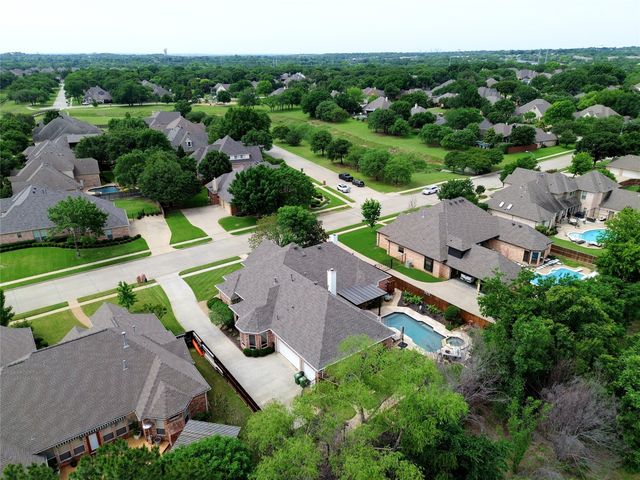9009 Thornway Drive, North Richland Hills, TX 76182