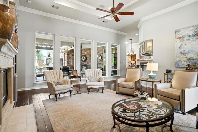 9009 Thornway Drive, North Richland Hills, TX 76182