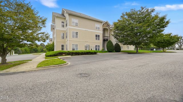 303-102 Campus Walk Trail, Elon, NC 27244