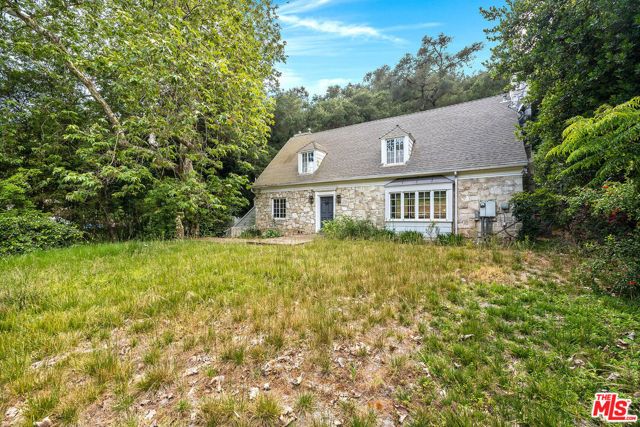 1495 Stone Canyon Road, Los Angeles, CA 90077