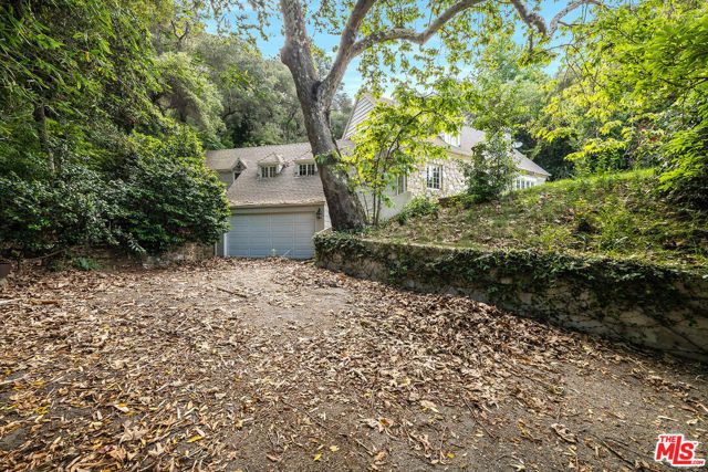1495 Stone Canyon Road, Los Angeles, CA 90077