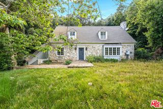 1495 Stone Canyon Road, Los Angeles, CA 90077