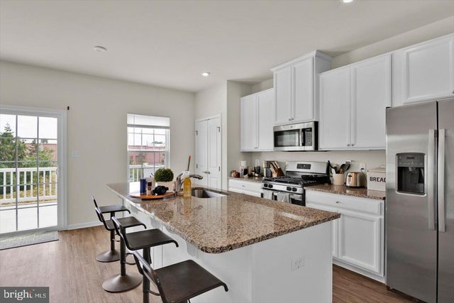 114 FREEDOM WAY, Sicklerville, NJ 08081