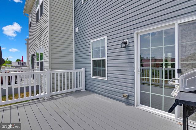 114 FREEDOM WAY, Sicklerville, NJ 08081