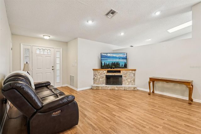 318 SKYE COURT, Leesburg, FL 34788