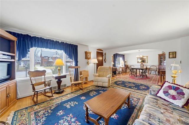 175 Mount Vernon Road, Amherst, NY 14226