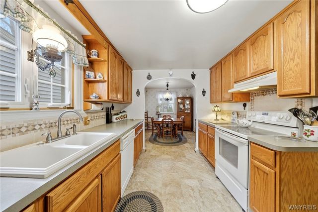 175 Mount Vernon Road, Amherst, NY 14226