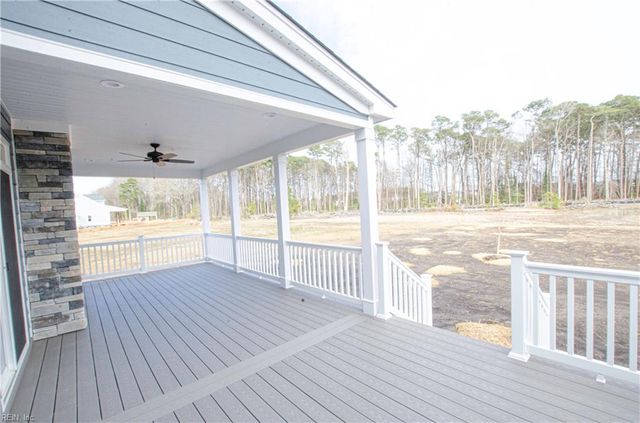 413 Octavia DR, Yorktown, VA 23693