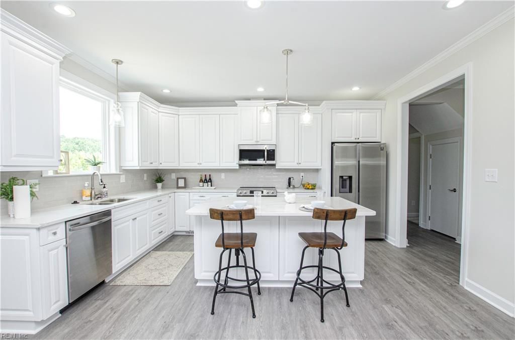 413 Octavia DR, Yorktown, VA 23693