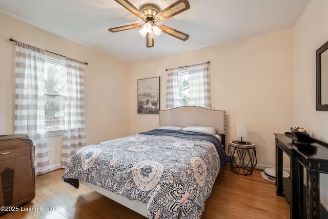 212 Sage Rd, Louisville, KY 40207