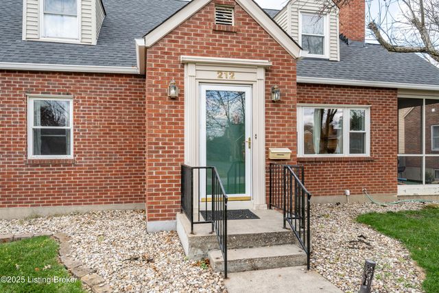 212 Sage Rd, Louisville, KY 40207