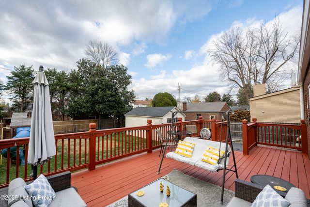 212 Sage Rd, Louisville, KY 40207