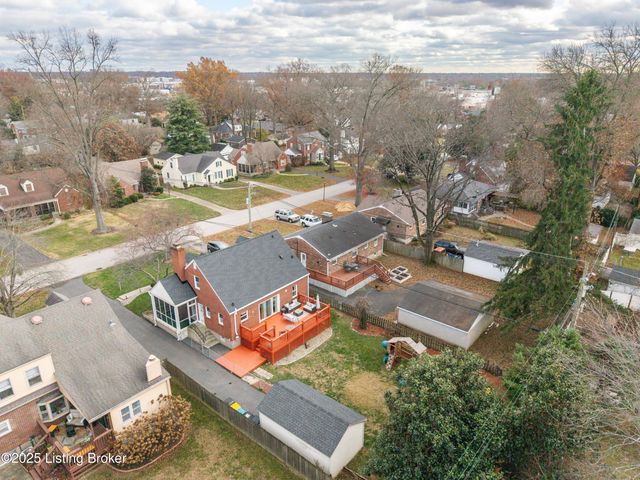212 Sage Rd, Louisville, KY 40207