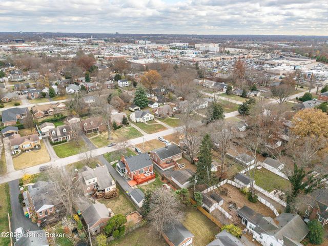 212 Sage Rd, Louisville, KY 40207