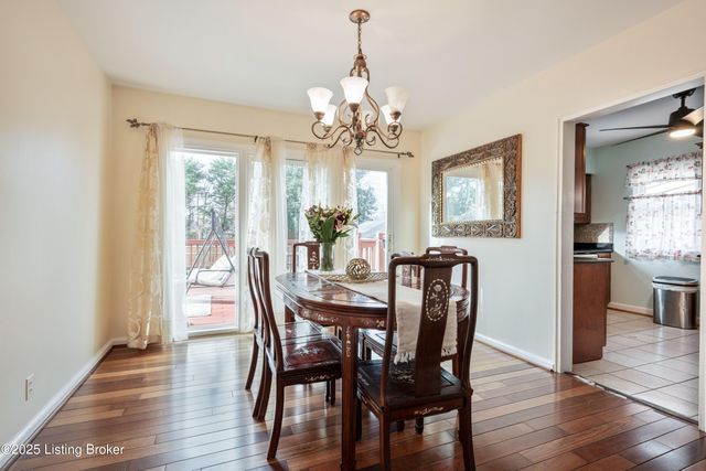 212 Sage Rd, Louisville, KY 40207