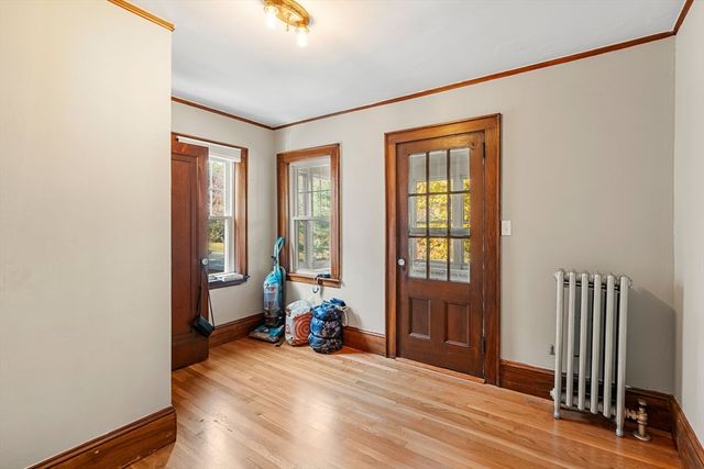 3 Seagrave Rd, Cambridge, MA 02140