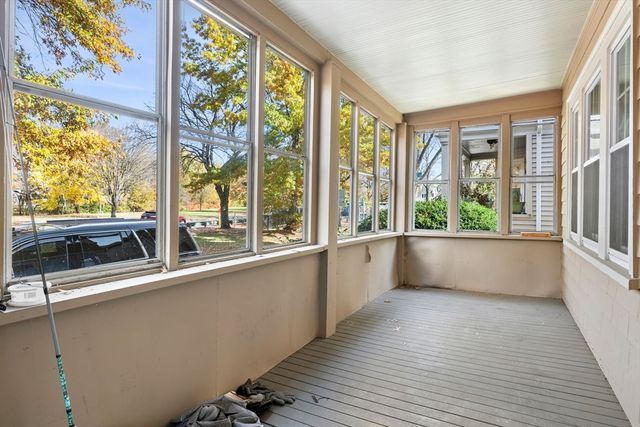 3 Seagrave Rd, Cambridge, MA 02140