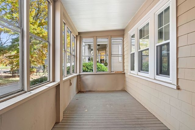 3 Seagrave Rd, Cambridge, MA 02140