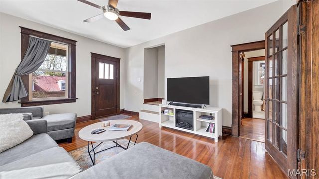 125 W 2nd Street, Hermann, MO 65041