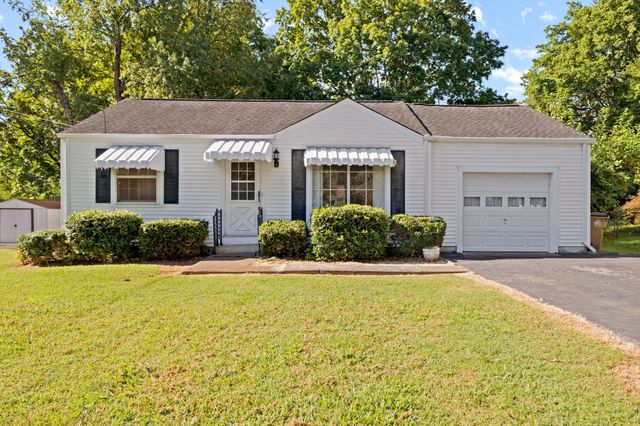 2837 Colonial Cir, Nashville, TN 37214