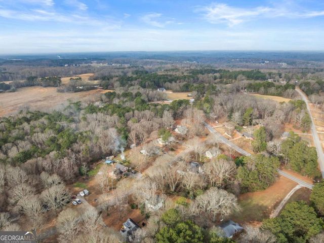 604 Fox Run, Winder, GA 30680