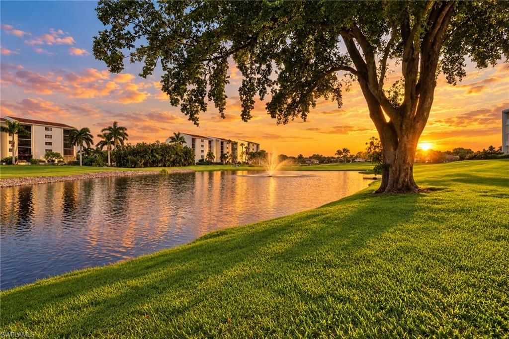 9900 Sunset Cove LN 117, FORT MYERS, FL 33919 — exterior
