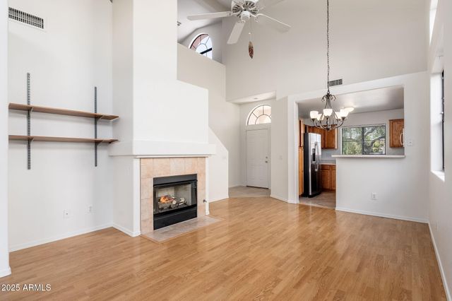 1425 S LINDSAY Road 54, Mesa, AZ 85204