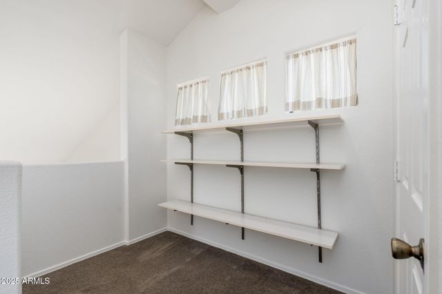 1425 S LINDSAY Road 54, Mesa, AZ 85204