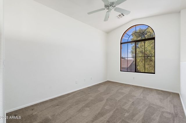 1425 S LINDSAY Road 54, Mesa, AZ 85204