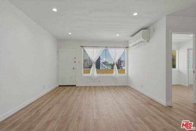 1827 N Van Ness Avenue 6, Los Angeles, CA 90028