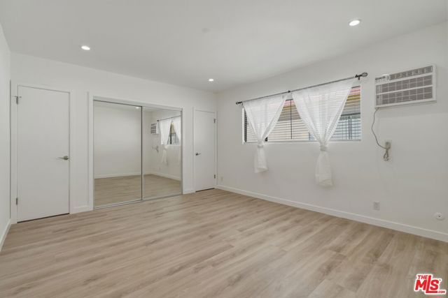 1827 N Van Ness Avenue 6, Los Angeles, CA 90028