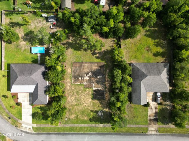 105 Lake Merial Trail, Panama City, FL 32409