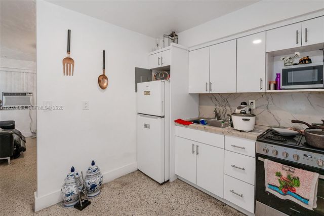 229-230 NW 48th Court, Miami, FL 33126