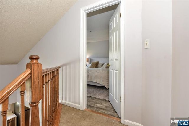 1069 Cambridge Court, Mahwah, NJ 07430