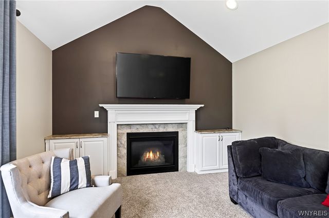 22 Vista Court, West Seneca, NY 14224