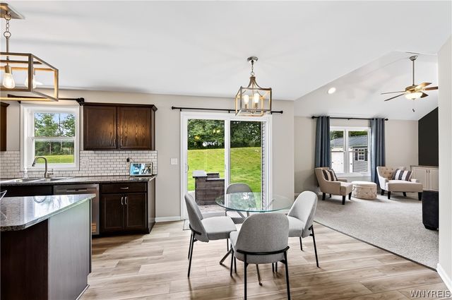 22 Vista Court, West Seneca, NY 14224