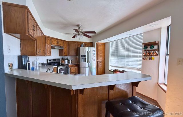 705 Shirley, Madill, OK 73446