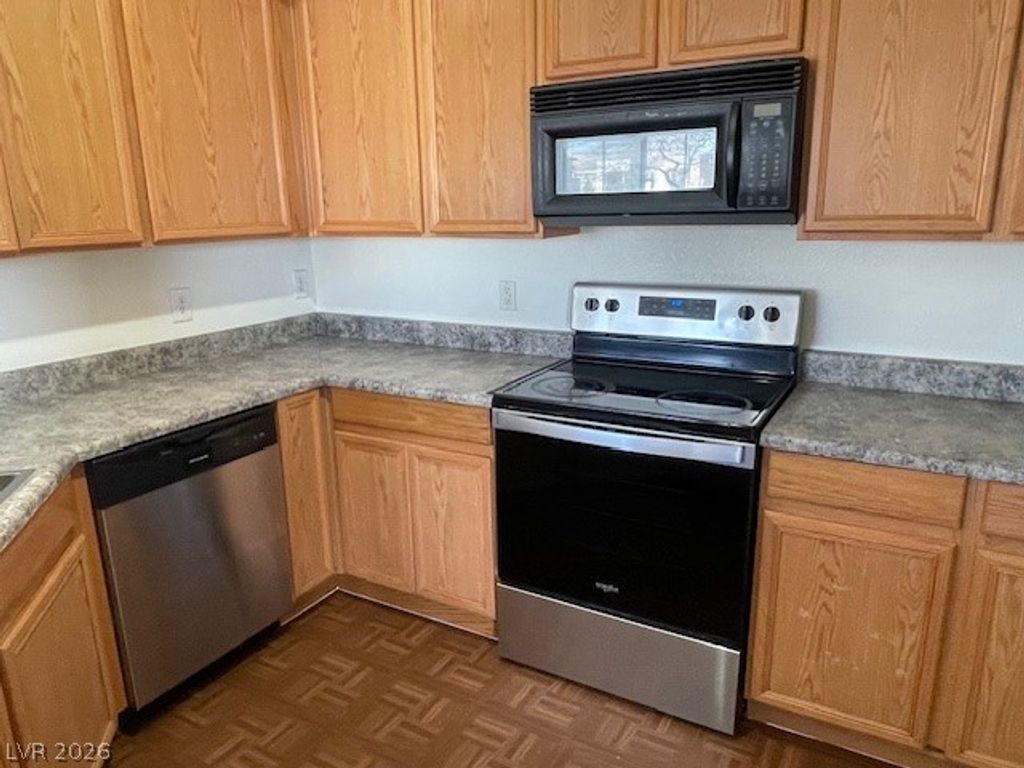 Image 8 of property listing at 6160 Rumrill Street 213, Las Vegas, NV 89113