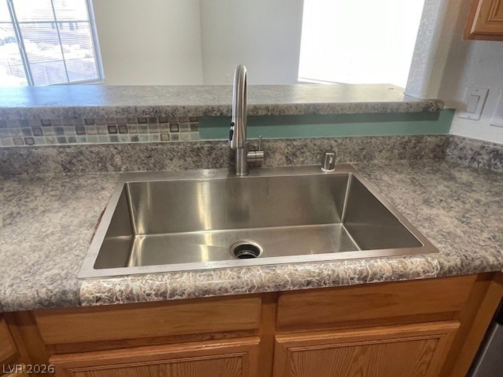 Image 9 of property listing at 6160 Rumrill Street 213, Las Vegas, NV 89113