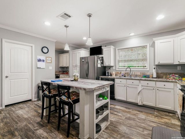 1470 PATTON RD, Somerset, TX 78069