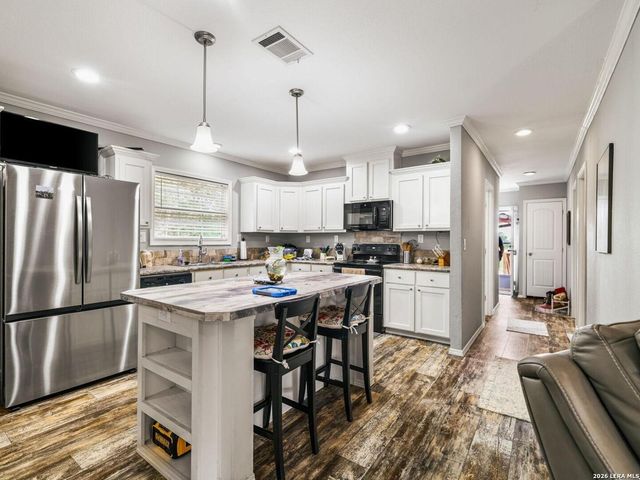 1470 PATTON RD, Somerset, TX 78069