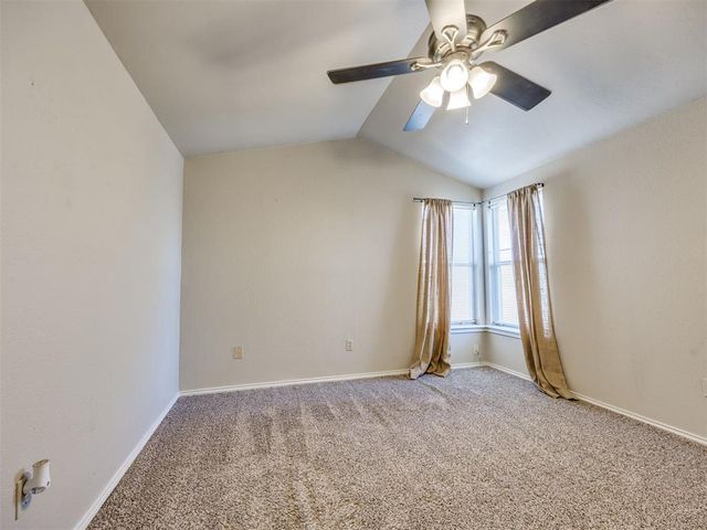 2110 Lonnie Lane, Moore, OK 73170